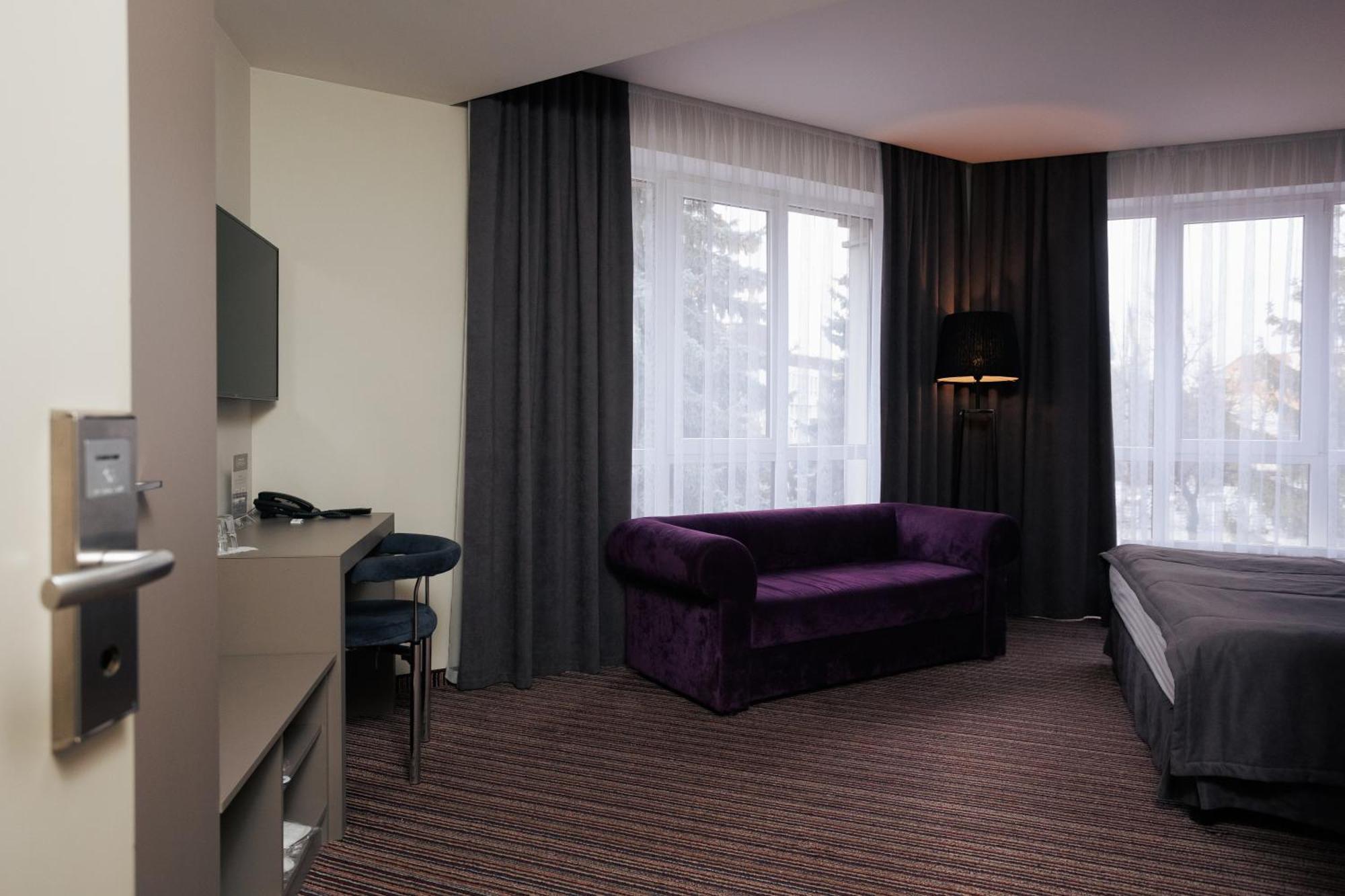Boutique Hotel Central Rivne Exterior photo