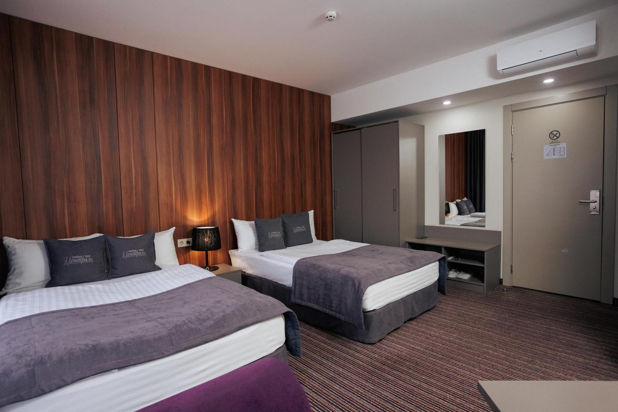 Boutique Hotel Central Rivne Exterior photo